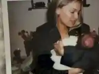 Рая Пеева шокира с погача за малката Леа!