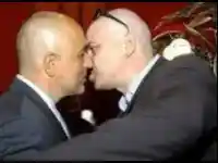 Слави: С Бойко ту се карат, ту се сдобряват, а любовите му нямат край
